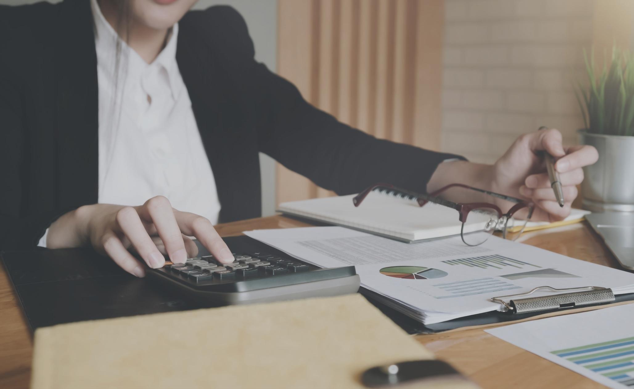 Учебные материалы и примеры реальных диалогов из Японии